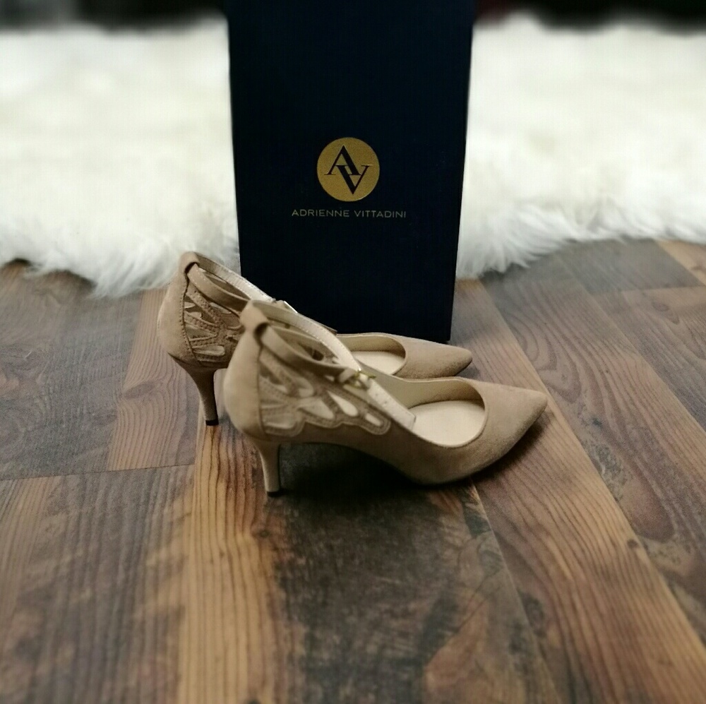 Adrienne Vittadini Nude Heels